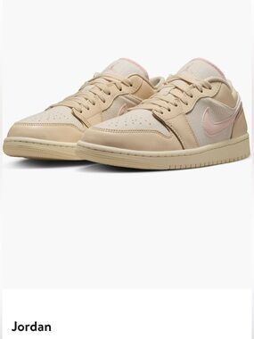 Jordan Air Jordan 1 Low in Cream & Pale Pink